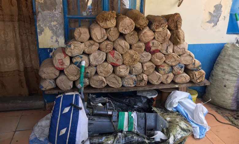Gambie / Trafic international de drogue, 2 Sénégalais tombent avec plus d’une tonne › Geeky News 2 Gambie / Trafic international de drogue, 2 Sénégalais tombent avec plus d’une tonne › Geeky News - 1
