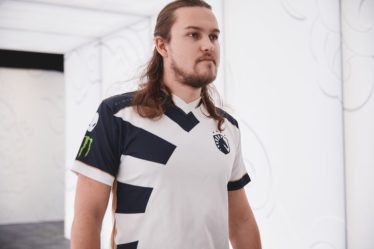 Verrouillage liquide en tête du segment de printemps des LCS 2022 après le dernier match contre TSM - 9