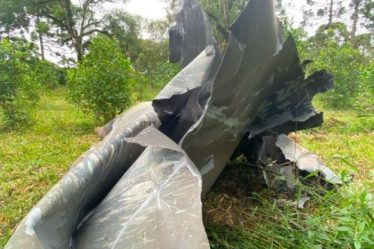 La section moteur d'un SpaceX fusionné est située dans la cour d'un agriculteur au Brésil › Geeky News - 7