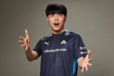 Summit rejoint FunPlus Phoenix pour le Summer Split de la LPL - 9