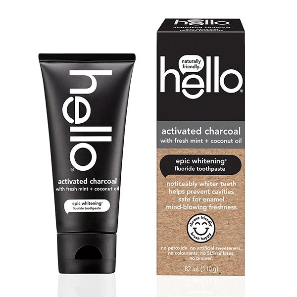 Tendance : Dans la salle de bain NOIRE 3 bonjour epic dentifrice blanchissant au charbon actif au fluorure