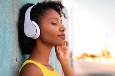 The scientists discovered dans le cerveau humain des neurons que ne réagissent qu’au chant › Geeky News - 7