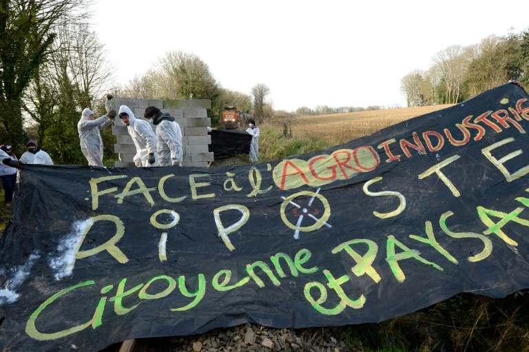 a cereal train arrêté par des protestants en Bretagne – Sciences et Avenir › Geeky News 2 a cereal train arrêté par des protestants en Bretagne – Sciences et Avenir › Geeky News - 1