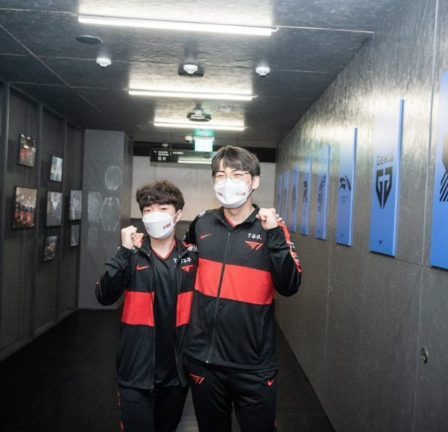 Gumayusi de T1 et Keria battent le plus de records de victimes et de passes décisives en LCK 74 Gumayusi de T1 et Keria battent le plus de records de victimes et de passes décisives en LCK - 73