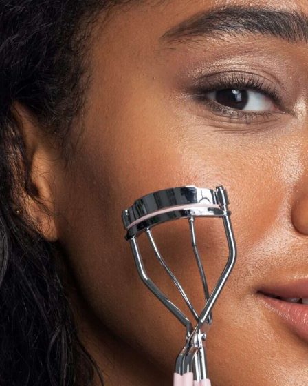 Comment utiliser un recourbe-cils de la bonne façon 42 Comment utiliser un recourbe-cils de la bonne façon - 41