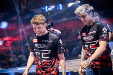 Twistzz de FaZe a dû convaincre RobbaN et Karrigan que jks était la meilleure option pour IEM Katowice 2022 - 5