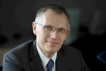 les salaires des patrons de l'automobile ont flambé en 2021 › Geeky News - 7