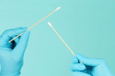 Comment savoir quand utiliser un test rapide ou un test PCR pour le COVID-19 - 4