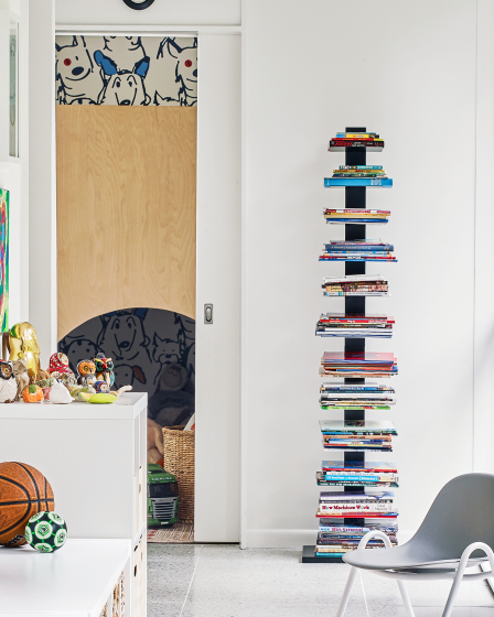Espace de la semaine : un couloir étroit gagne en rangement et en style familial 27 Espace de la semaine : un couloir étroit gagne en rangement et en style familial - 26