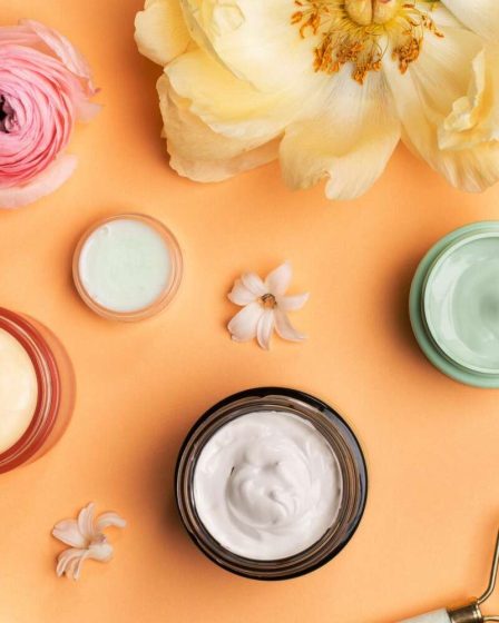 5 façons approuvées par les dermatologues de faire passer votre routine de soins de la peau à un temps plus chaud - 28