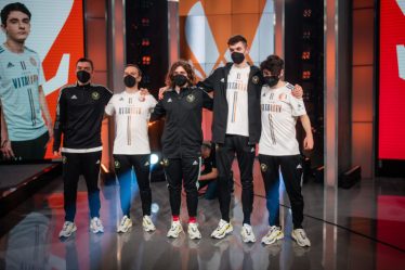 Vitality bat Excel dans la première série pour aller à 5 matchs en 2022 LEC Spring Split Playoffs - 7