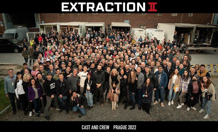 'Extraction 2' prévoit la date de sortie de mars / avril 2023 sur Netflix 4 extraction 2 tournages de casting et d'équipe