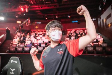 Le PDG de T1 sur Gumayusi: "Quand il était un jeune joueur des Challengers sur notre liste d'académie, il venait nous dire qu'il était meilleur que Teddy" - 7