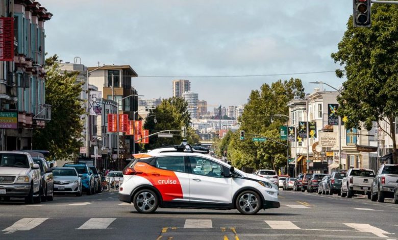 Numéro loufoque d’une voiture autonome face à la police – Sciences et Avenir › Geeky News 2 Numéro loufoque d’une voiture autonome face à la police – Sciences et Avenir › Geeky News - 1