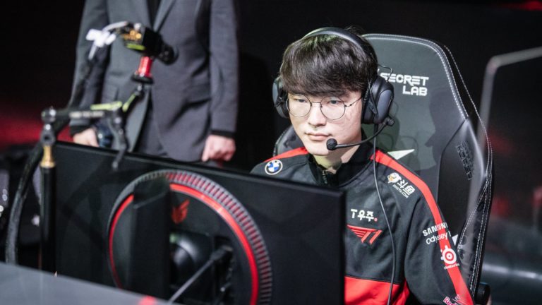 Faker s'attend à ce que les autres joueurs de LCK égalent ou surpassent un jour son héritage 2 Faker s'attend à ce que les autres joueurs de LCK égalent ou surpassent un jour son héritage - 1