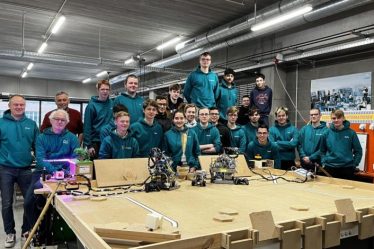 deux équipes de robotique issues de Saint-Henri en route pour Eurobot › Geeky News - 5
