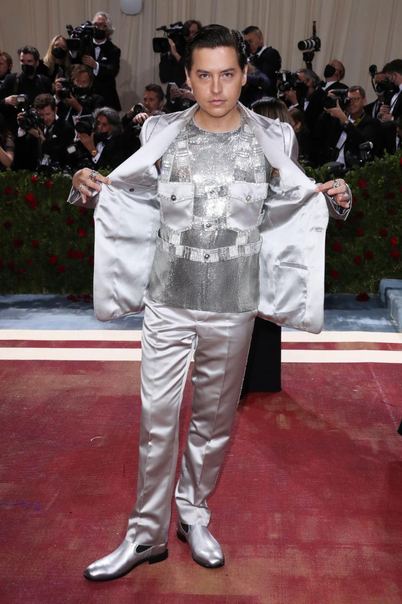 les plus belles et les plus malheureuses images du Met Gala 2022 (photo) › ​​Geeky News - 17
