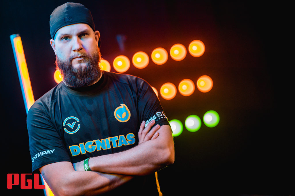 Joueurs notables qui manqueront le PGL Antwerp CS:GO Major 8 Joueurs notables qui manqueront le PGL Antwerp CS:GO Major - 7