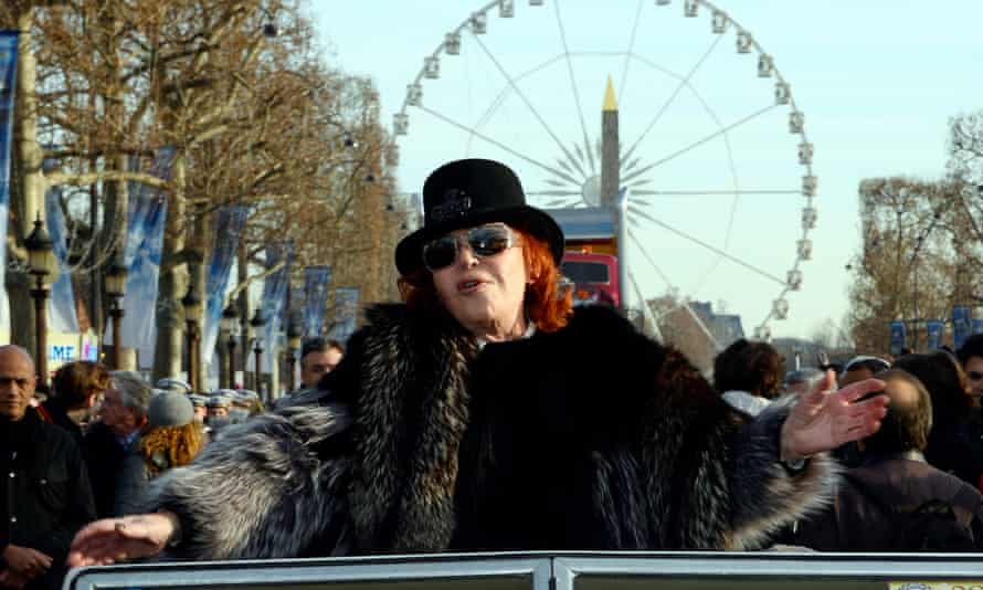 Régine fête le nouvel an à Paris en 2015.
