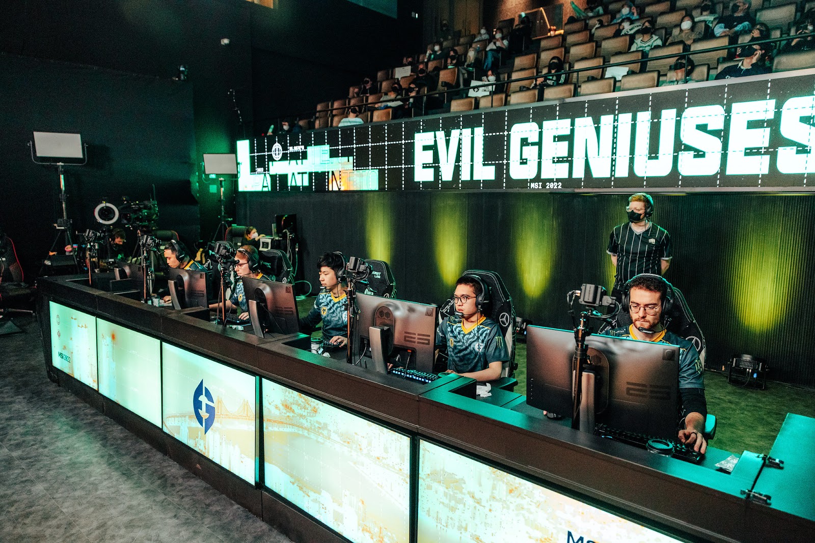 Danny parle des débuts difficiles d'EG au MSI 2022 et de la débâcle des 35 pings 4 Danny parle des débuts difficiles d'EG au MSI 2022 et de la débâcle des 35 pings - 3