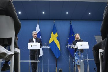 La Finlande et la Suède demandent officiellement à rejoindre l'OTAN, motivées par des problèmes de sécurité liés à l'invasion de l'Ukraine par la Russie - 9