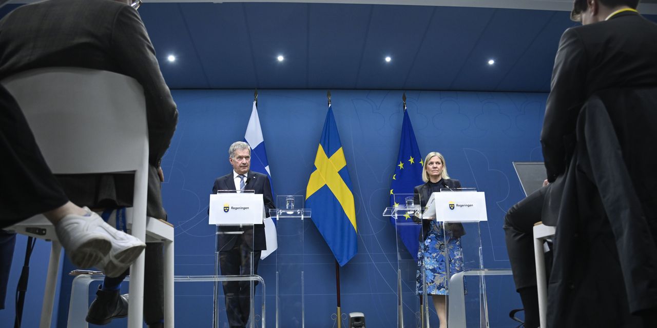 La Finlande et la Suède demandent officiellement à rejoindre l'OTAN, motivées par des problèmes de sécurité liés à l'invasion de l'Ukraine par la Russie 2 La Finlande et la Suède demandent officiellement à rejoindre l'OTAN, motivées par des problèmes de sécurité liés à l'invasion de l'Ukraine par la Russie - 1