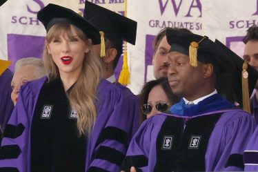 Conseils de carrière de Taylor Swift pour NYU Class of '22: secouez-vous, montrez de l'enthousiasme - 8