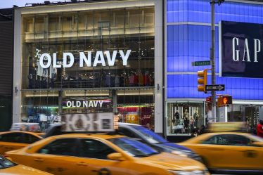 Les stocks d'écart chutent alors que les difficultés d'Old Navy font chuter les ventes et les perspectives - 9