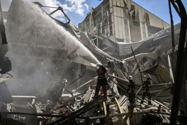 L'accord de paix avec le "crocodile" Poutine est difficile, l'Ukraine a besoin de plus d'armes, selon Boris Johnson du Royaume-Uni - 9