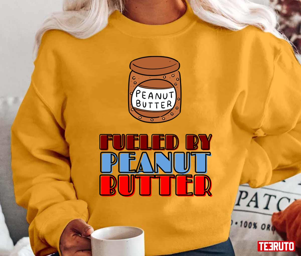 Alimenté par le beurre de cacahuète T-shirt unisexe Alimenté par le beurre de cacahuète T-shirt unisexe