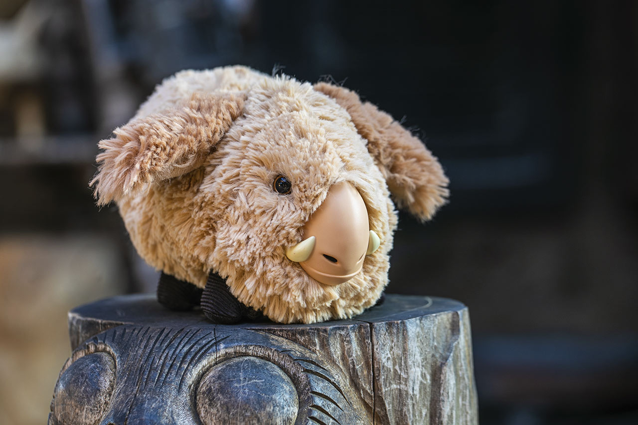 SWCA 2022 : 5 révélations de produits que nous aimons dans le panel d'aperçu de la marchandise Star Wars 7 Peluche Star Wars : Galaxy's Edge Therii