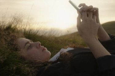 Netflix Horror Series Red Rose révèle le casting et les premières images - 5