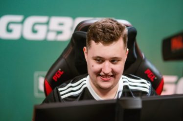 ZywOo termine le match sans mourir, Vitality écrase Complexity dans le match d'ouverture du PGL Antwerp Major - 7