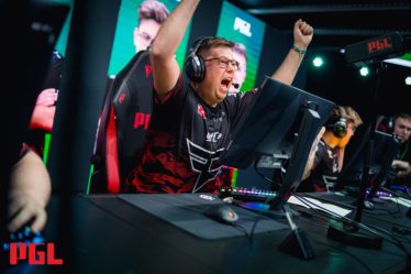 FaZe Clan remporte le PGL Antwerp Major après une grande finale palpitante contre NAVI - 5