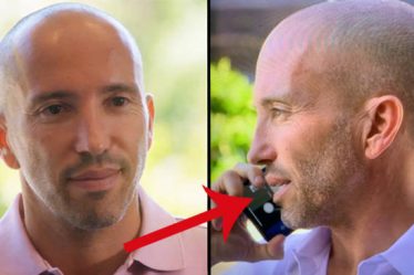 Vendre Sunset : Jason Oppenheim fait un faux appel téléphonique et les fans hurlent - 10