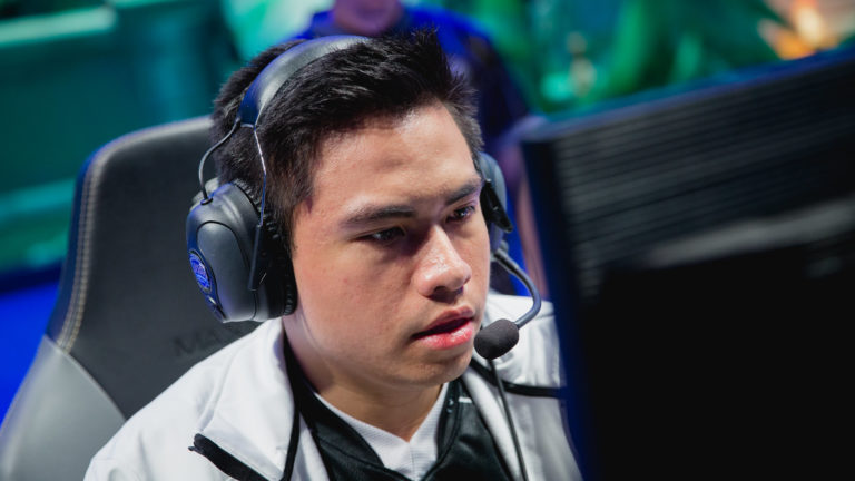 Xmithie rejoint l'équipe de l'Academy League de TSM en tant que nouvel entraîneur-chef 2 Xmithie rejoint l'équipe de l'Academy League de TSM en tant que nouvel entraîneur-chef - 1