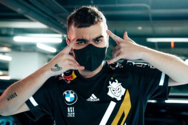 G2 revient d'une erreur cruciale, bat EG pour continuer la séquence de victoires du MSI 2022 - 9
