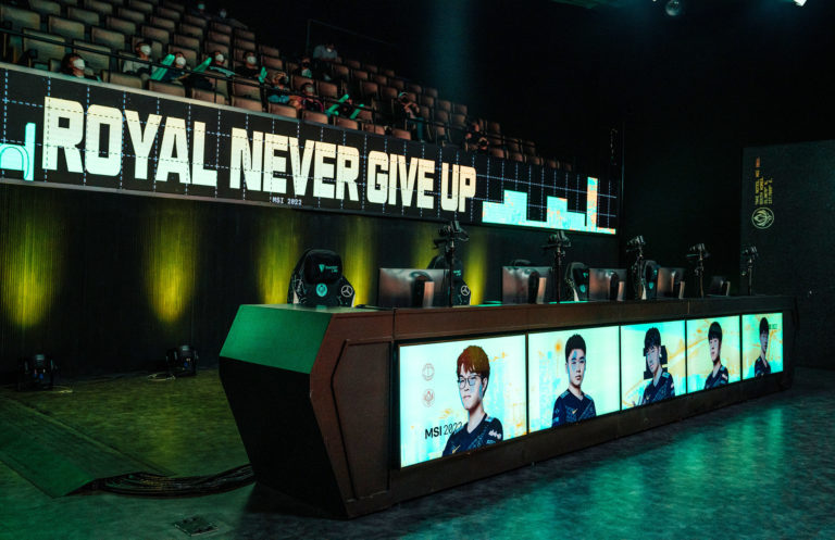 RNG rejouera 3 matchs au MSI 2022 en raison d'écarts de ping, Riot apporte des modifications de configuration pour améliorer la latence 2 RNG rejouera 3 matchs au MSI 2022 en raison d'écarts de ping, Riot apporte des modifications de configuration pour améliorer la latence - 1