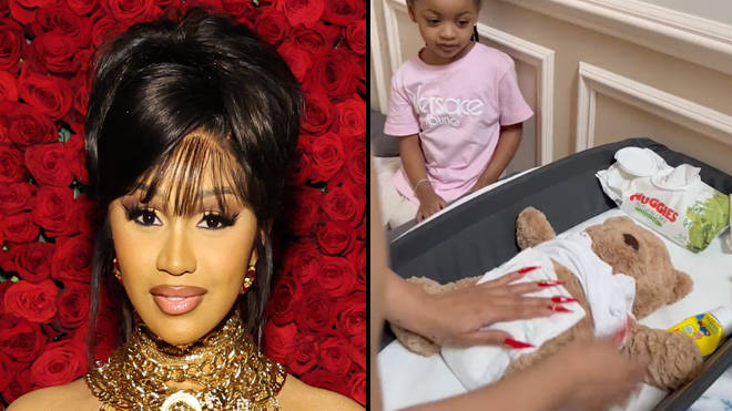 Cardi B partage une vidéo hilarante sur la façon dont elle change les couches de son fils tout en portant... 3 Cardi B montre aux fans comment elle change les couches de son bébé avec des ongles en acrylique