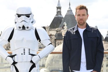 Disney + ajoute un avertissement de contenu à Obi-Wan Kenobi après le massacre du Texas - 3