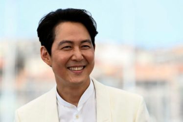 La star de 'Squid Game' Lee Jung-jae passe derrière la caméra pour 'Hunt' │ GMA News Online - 12
