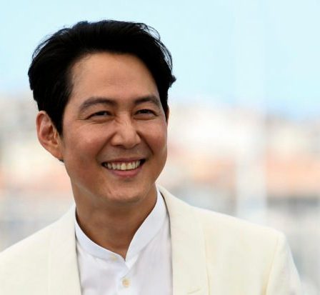 La star de 'Squid Game' Lee Jung-jae passe derrière la caméra pour 'Hunt' │ GMA News Online 2 La star de 'Squid Game' Lee Jung-jae passe derrière la caméra pour 'Hunt' │ GMA News Online - 1