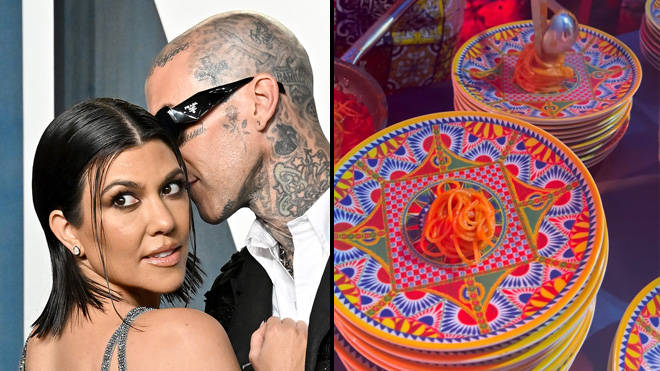 Les fans de Kourtney Kardashian et Travis Barker perdent la tête à cause des portions de pâtes à... 3 Les fans de Kardashians perdent la tête à cause des portions de pâtes au mariage de Kourtney Kardashian et Travis Barker
