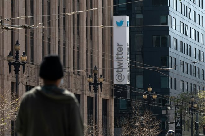 Musk va devoir jouer serré sur Twitter › Geeky News 2 Musk va devoir jouer serré sur Twitter › Geeky News - 1