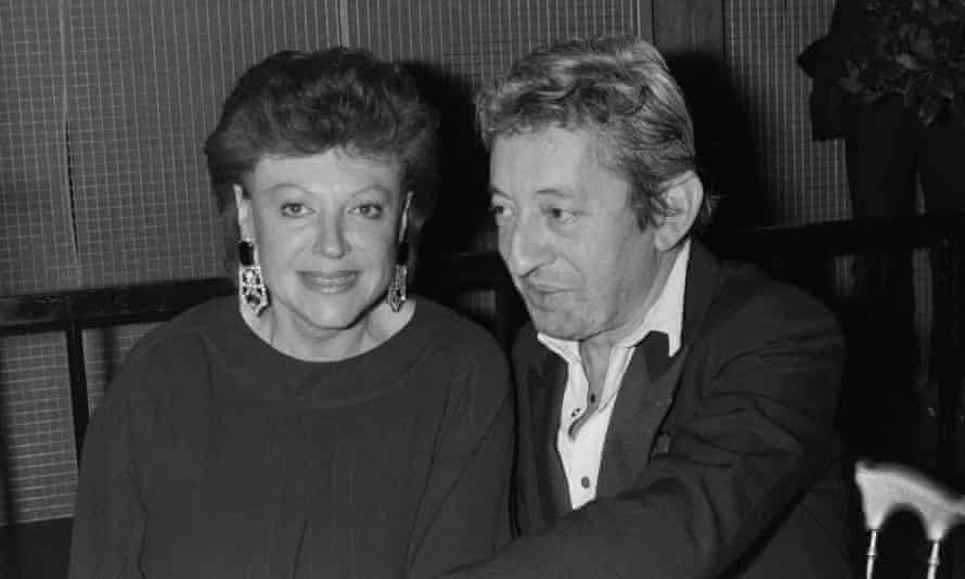 Régine avec le chanteur et compositeur français Serge Gainsbourg en 1984.