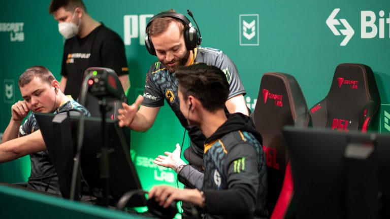 MaLeK se sépare d'Evil Geniuses après de mauvais résultats 2 MaLeK se sépare d'Evil Geniuses après de mauvais résultats - 1