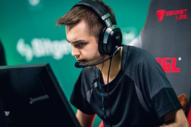 Sh1ro réussit un incroyable embrayage 1 contre 4 dans la Roobet Cup - 9