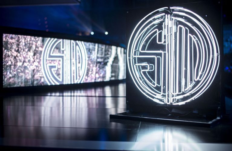 Riot inflige une amende à TSM Reginald avec probation pour des allégations d '«agression verbale» 2 Riot inflige une amende à TSM Reginald avec probation pour des allégations d '«agression verbale» - 1