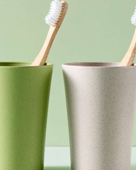 Demandez à une rédactrice beauté : devez-vous vous brosser les dents avant ou après le petit-déjeuner ? 52 Demandez à une rédactrice beauté : devez-vous vous brosser les dents avant ou après le petit-déjeuner ? - 51