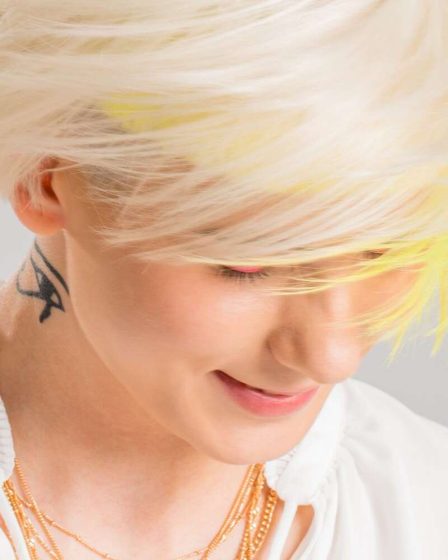 Demandez à une rédactrice beauté : comment réparer les cheveux abîmés causés par la décoloration 74 Demandez à une rédactrice beauté : comment réparer les cheveux abîmés causés par la décoloration - 73